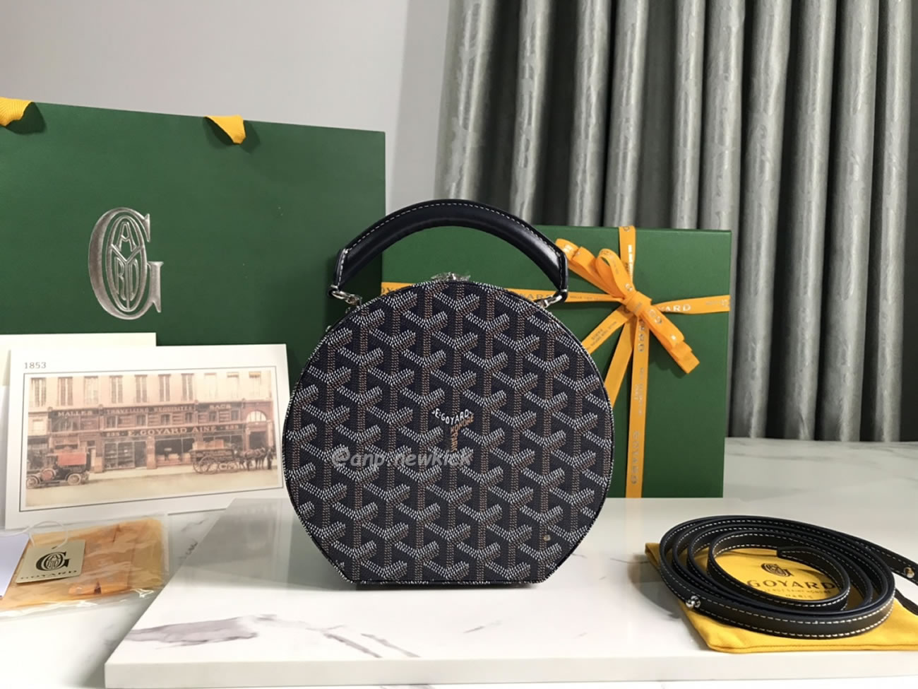 Goyard Alto Hat Box Bag 16.5 Cm X 7 Cm X 18 Cm (9) - newkick.vip